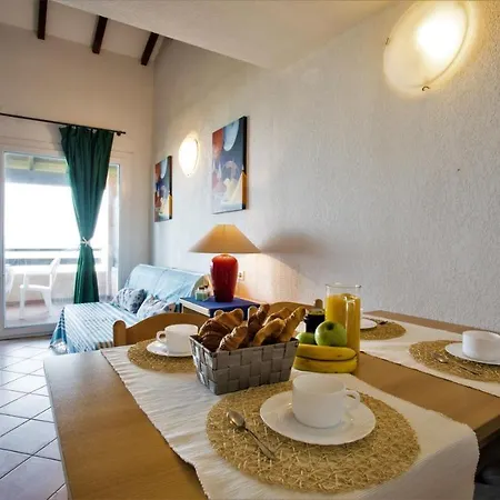 For 6 People On The Sea Apartment