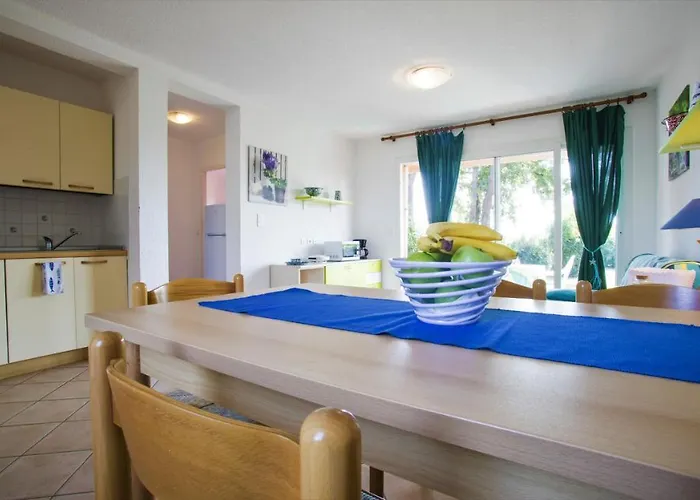 Marina Corsa 3 6 Persons 150 M Sandy Appartement